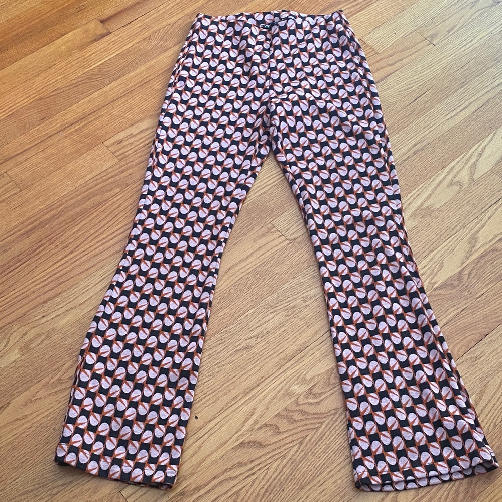 Zara Geometric Patterned Flare Pants - Picture 10 of 10